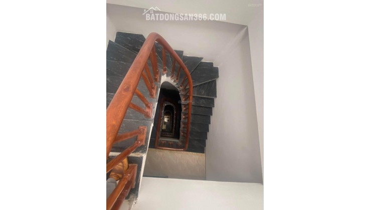 Những bất động sản nào mà giá trị không tăng trong khi giá vẫn tăng thì sớm muộn cũng quay trở về giá trị ban đầu